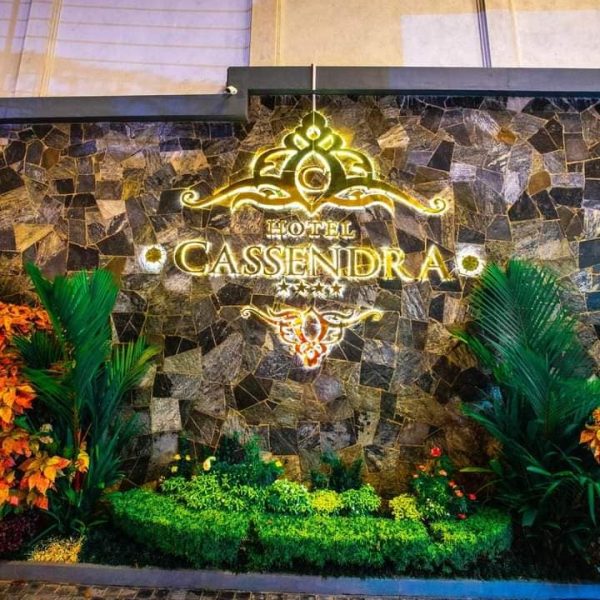 HOTEL CASSENDRA